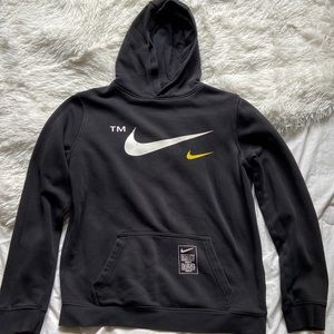 boys black nike retro hoodie